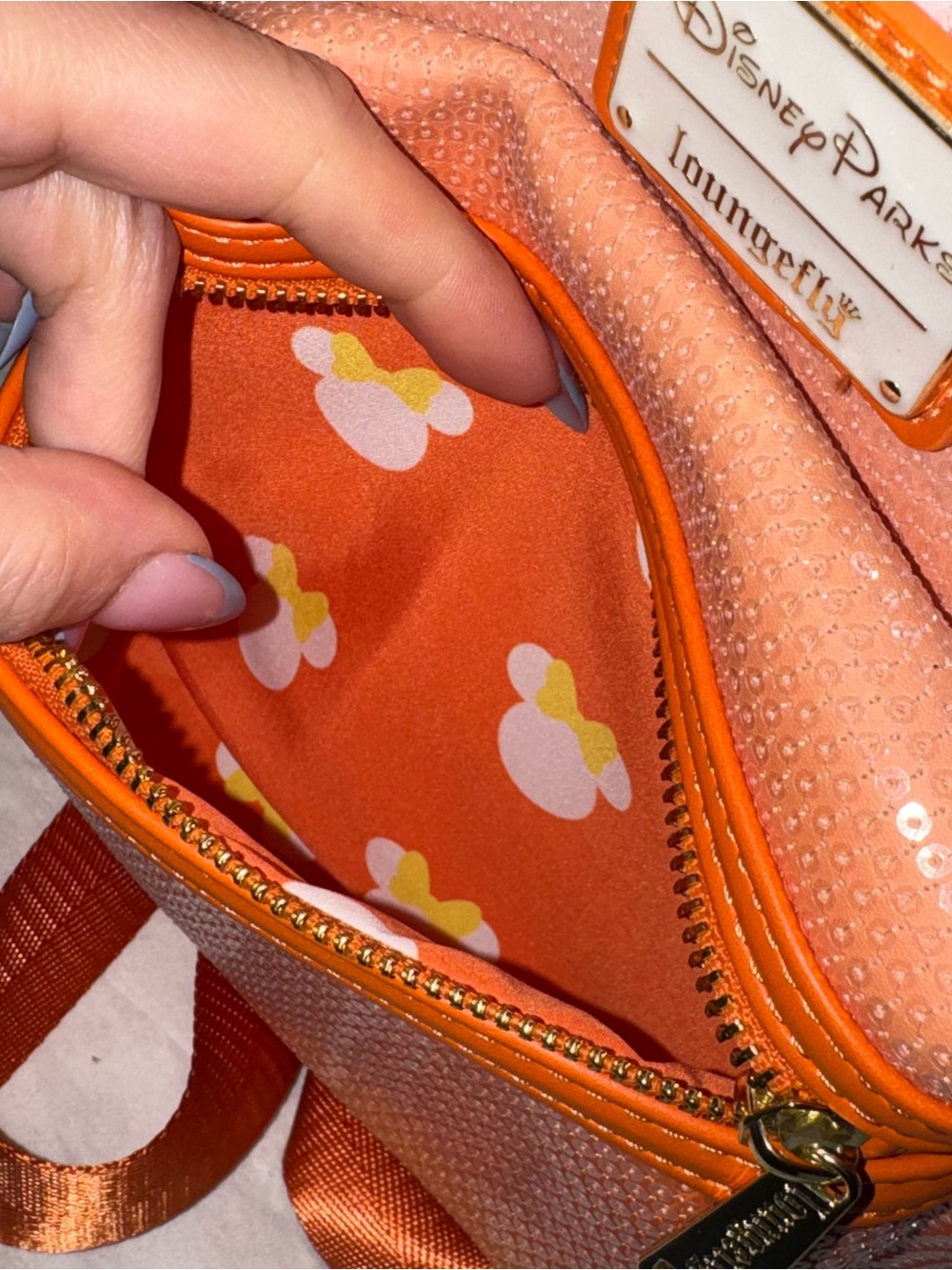 Loungefly Ombre Orange-Yellow-White Bow Mini Backpack - Picture 4 of 5